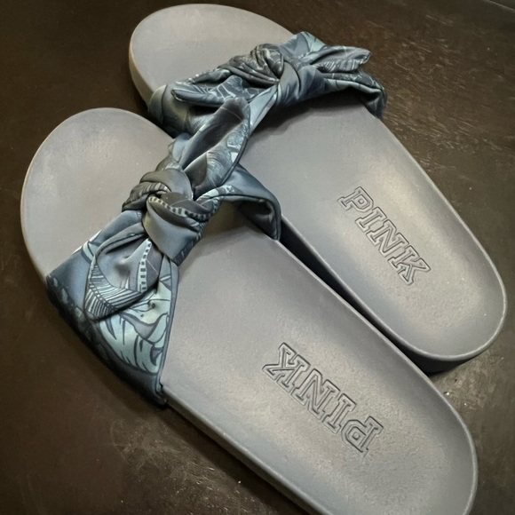 PINK Victoria's Secret Shoes - VS PINK slides sandals navy blue silk knot SZ 10 pool shower lounge